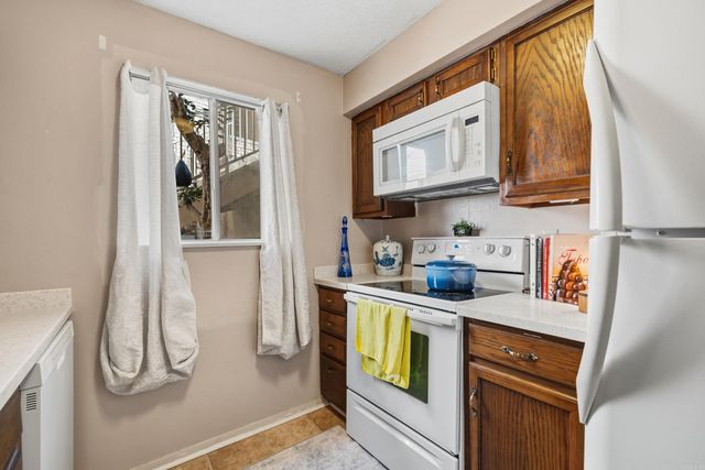 1222 Twin Points Road, Hot Springs, AR 71913