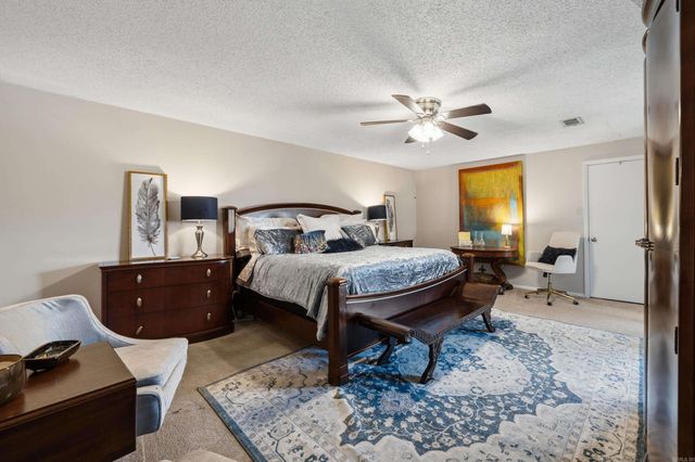 1222 Twin Points Road, Hot Springs, AR 71913