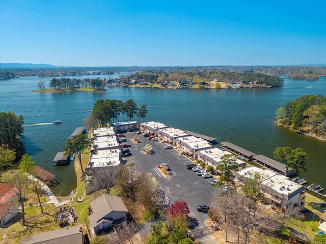 1222 Twin Points Road, Hot Springs, AR 71913