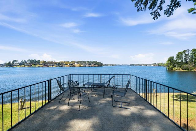 1222 Twin Points Road, Hot Springs, AR 71913