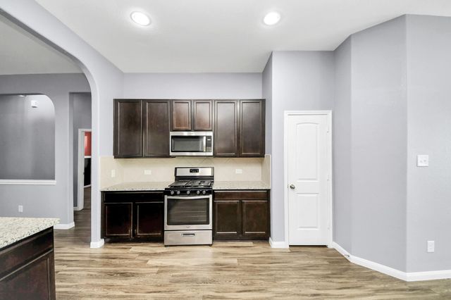 2335 Spring Hollow Drive, Baytown, TX 77521