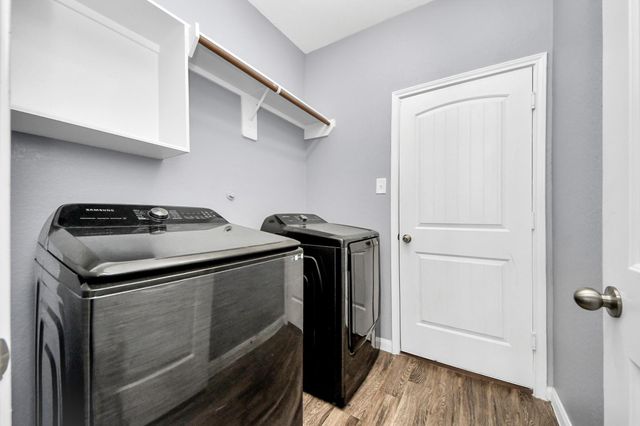 2335 Spring Hollow Drive, Baytown, TX 77521