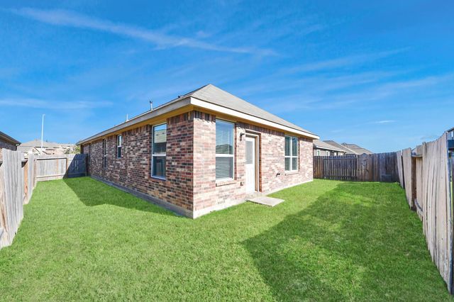 2335 Spring Hollow Drive, Baytown, TX 77521