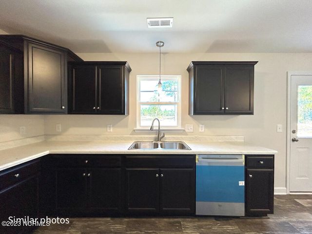 702 N Pebble Branch Court, Holly Ridge, NC 28445