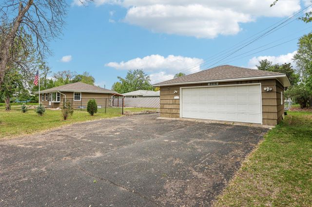 2016 W 90th Street, Bloomington, MN 55431