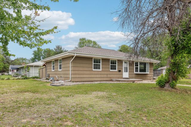 2016 W 90th Street, Bloomington, MN 55431