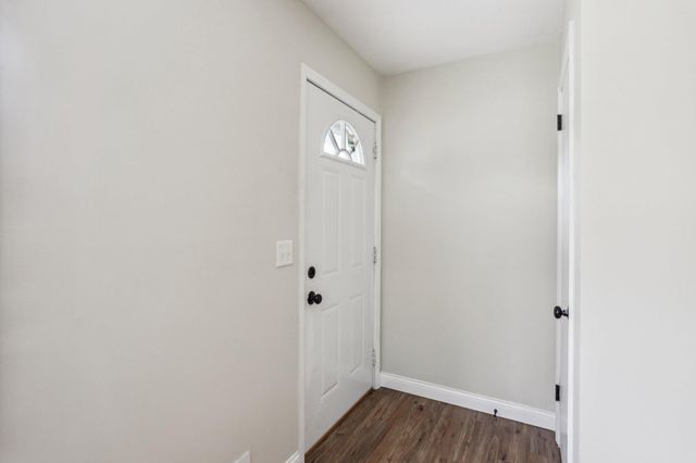 2016 W 90th Street, Bloomington, MN 55431