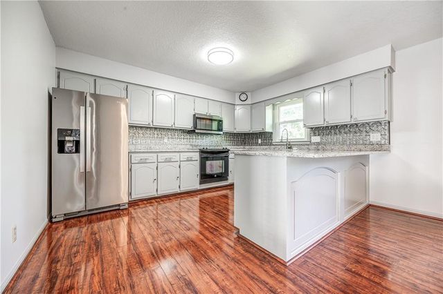 1215 Patterson Street, Leavenworth, KS 66048