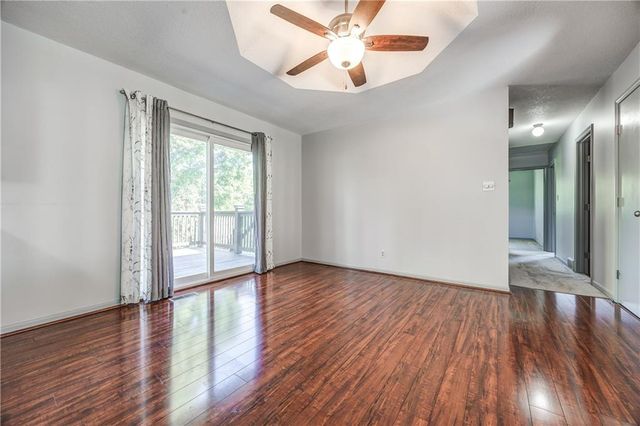 1215 Patterson Street, Leavenworth, KS 66048