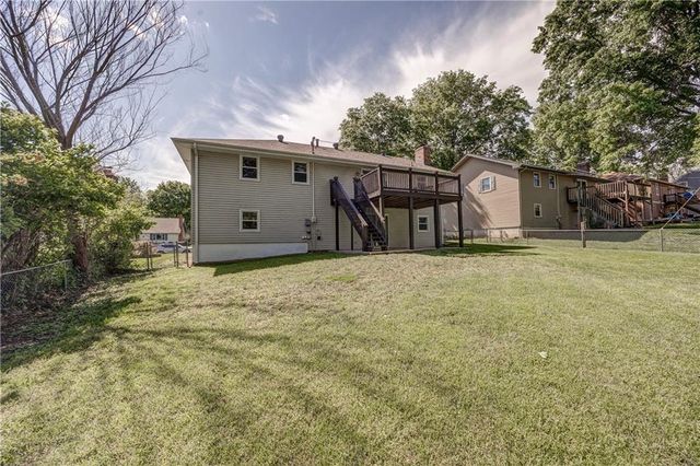 1215 Patterson Street, Leavenworth, KS 66048