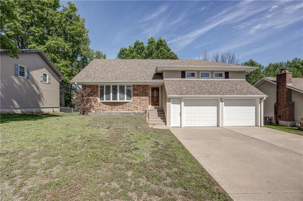 1215 Patterson Street, Leavenworth, KS 66048