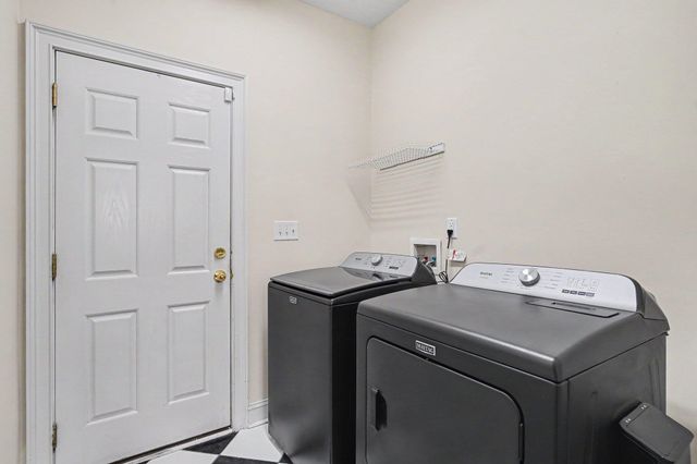 327 Cypress Keyes Ln., Murrells Inlet, SC 29576