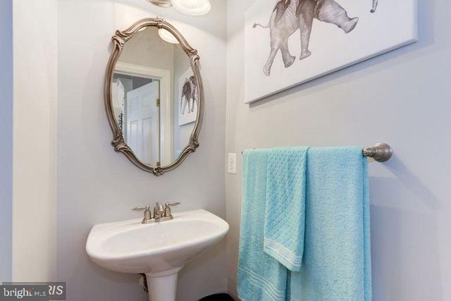 25259 DESTINATION SQ, Aldie, VA 20105