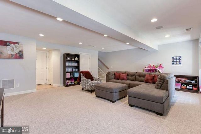 25259 DESTINATION SQ, Aldie, VA 20105