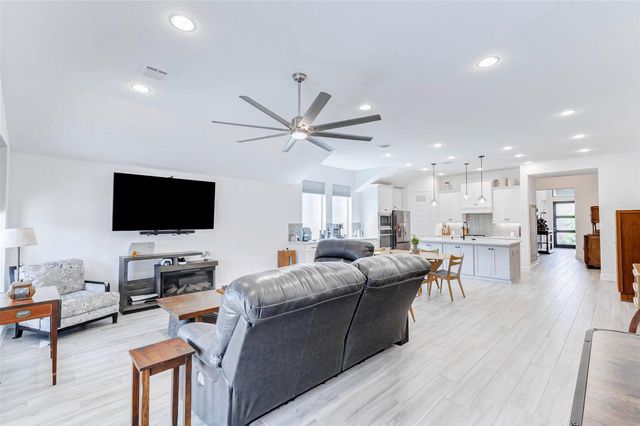 5130 Albany Shores Lane, Fulshear, TX 77441