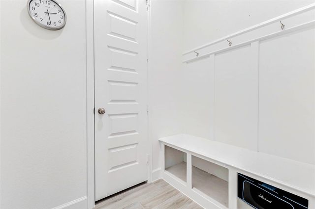 5130 Albany Shores Lane, Fulshear, TX 77441