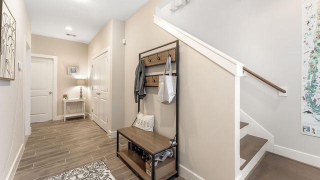 404 Drennan Street, Houston, TX 77003