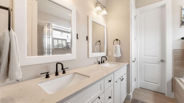 404 Drennan Street, Houston, TX 77003