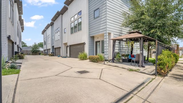 404 Drennan Street, Houston, TX 77003