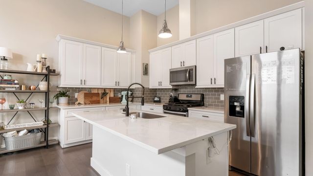 404 Drennan Street, Houston, TX 77003