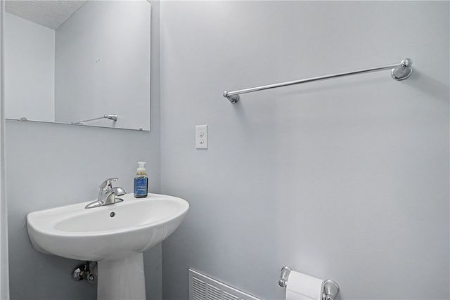 2507 Jenny Marie Drive, Xenia, OH 45385