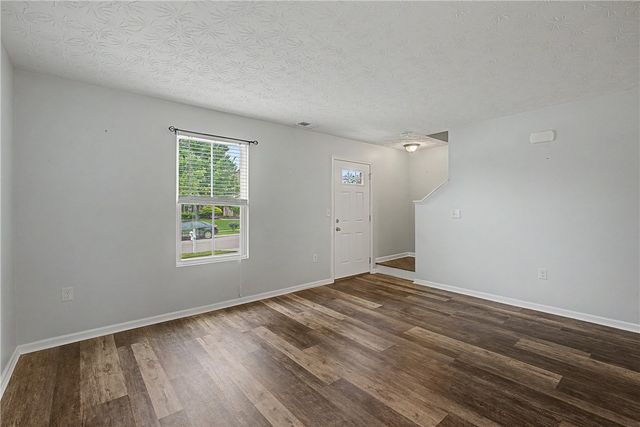 2507 Jenny Marie Drive, Xenia, OH 45385