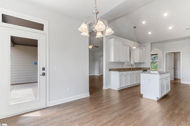 917 Garnet Drive, Chesnee, SC 29323