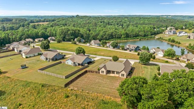 917 Garnet Drive, Chesnee, SC 29323