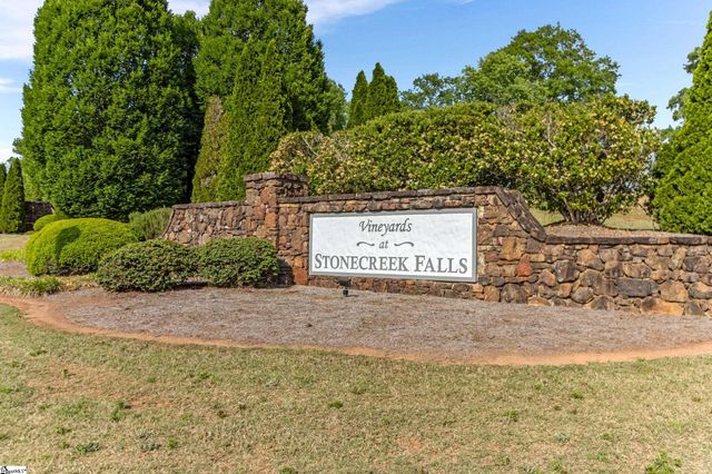 917 Garnet Drive, Chesnee, SC 29323