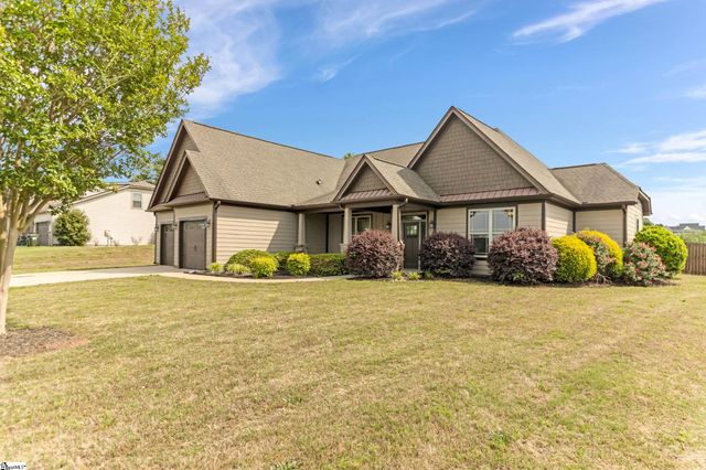 917 Garnet Drive, Chesnee, SC 29323