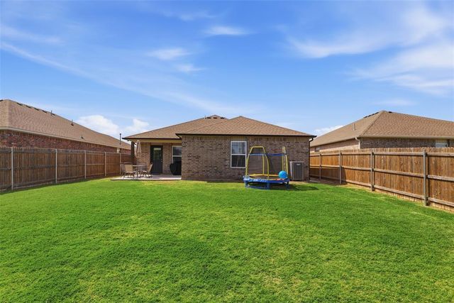 9429 NW 122nd Terrace, Yukon, OK 73099