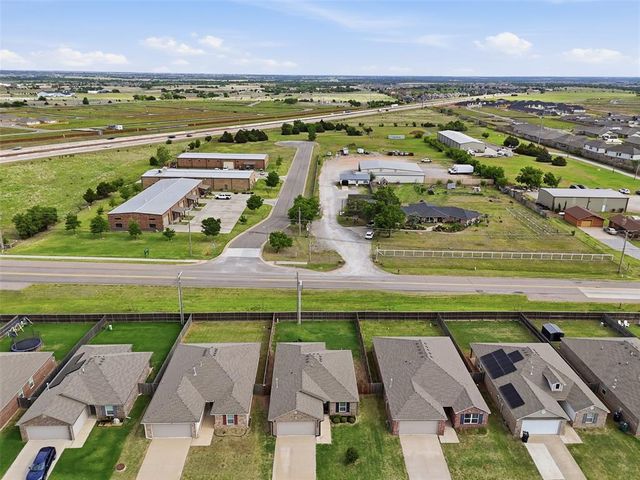 9429 NW 122nd Terrace, Yukon, OK 73099