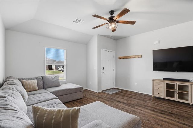 9429 NW 122nd Terrace, Yukon, OK 73099