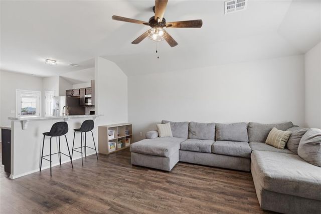 9429 NW 122nd Terrace, Yukon, OK 73099