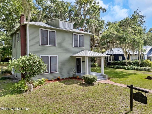 2211 ST JOHNS Avenue, Palatka, FL 32177