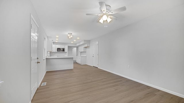 731 Mccool Road, Valparaiso, IN 46385