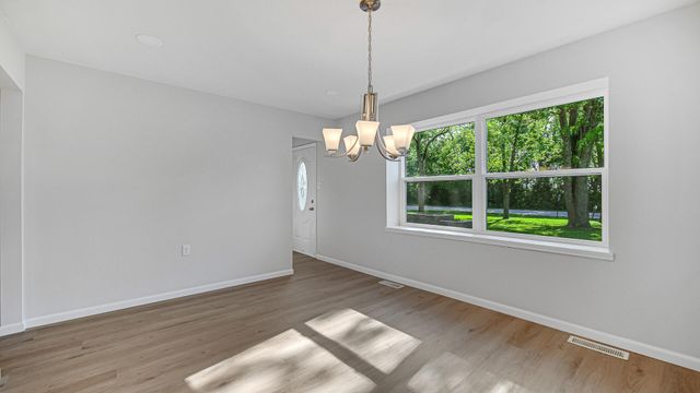 731 Mccool Road, Valparaiso, IN 46385