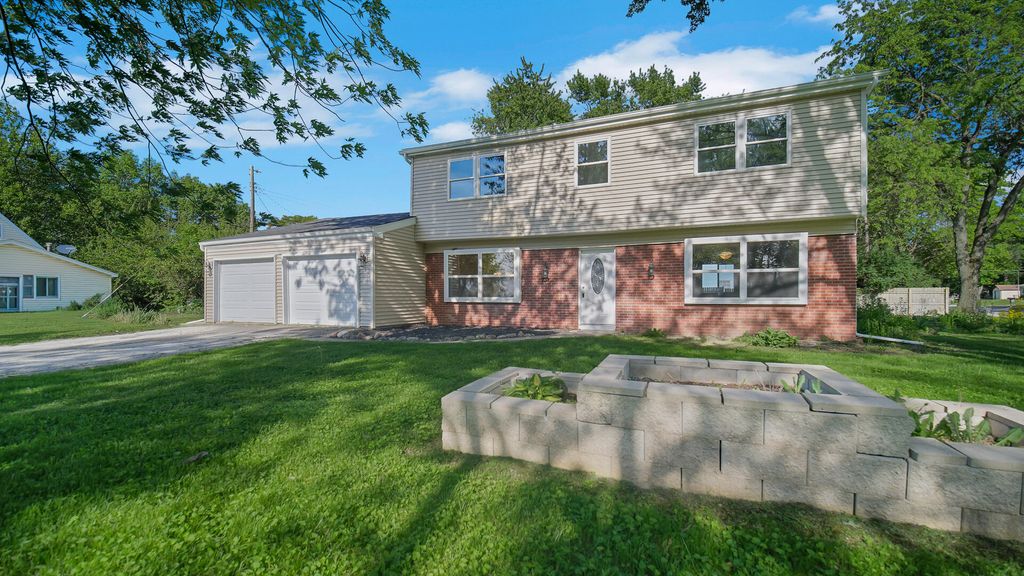 731 Mccool Road, Valparaiso, IN 46385