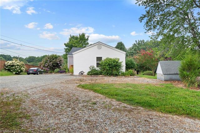 940 Liberty Church Road, Thomasville, NC 27360