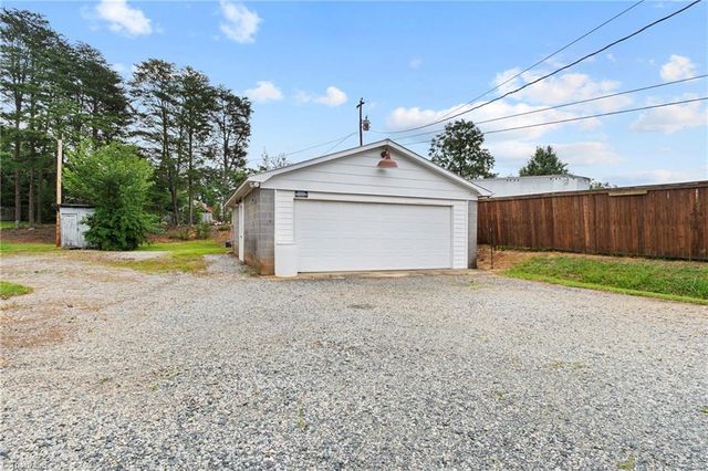 940 Liberty Church Road, Thomasville, NC 27360