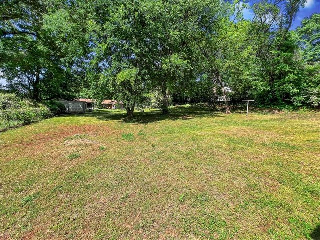 18 Mockingbird Drive, Cartersville, GA 30120