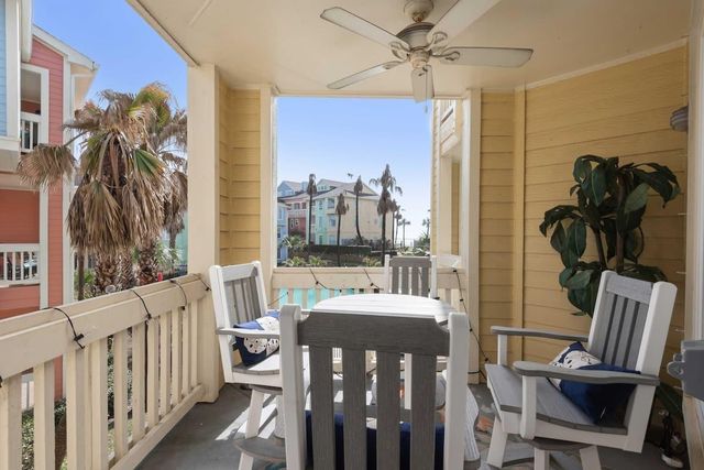 7000 Seawall Boulevard 923, Galveston, TX 77551