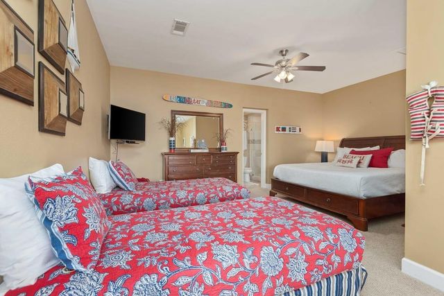 7000 Seawall Boulevard 923, Galveston, TX 77551