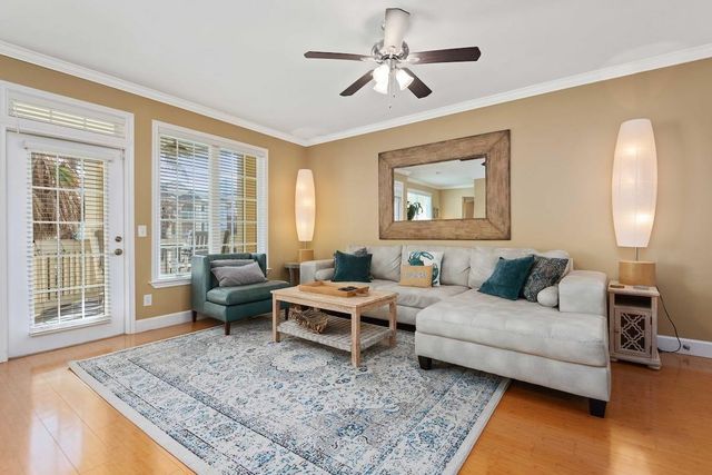 7000 Seawall Boulevard 923, Galveston, TX 77551