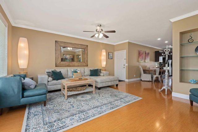 7000 Seawall Boulevard 923, Galveston, TX 77551