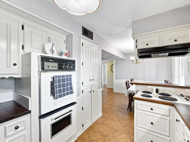 5022 Ensign Road, Ennis, TX 75119