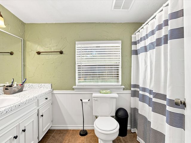 5022 Ensign Road, Ennis, TX 75119