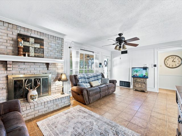 5022 Ensign Road, Ennis, TX 75119