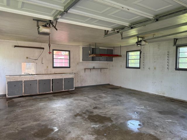 269 Saint Ann St, Raceland, LA 70394