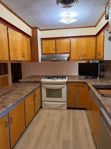 269 Saint Ann St, Raceland, LA 70394